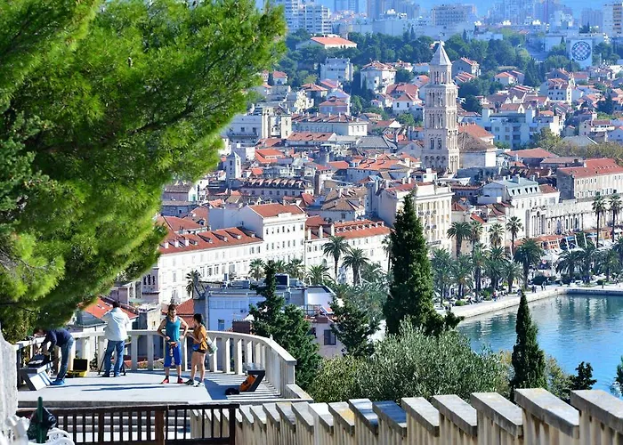 Center Helena Pensjonat Split